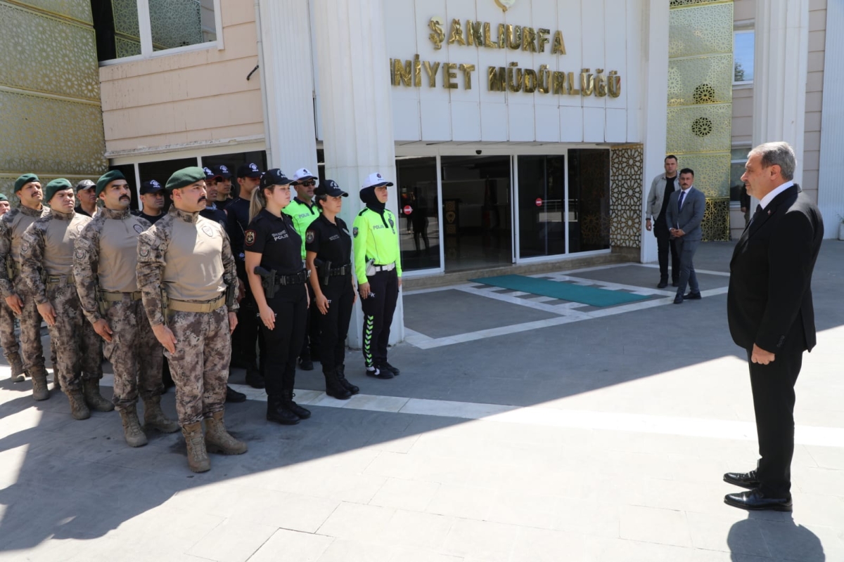 VALİ ŞILDAK İL EMNİYET MÜDÜRLÜĞÜ VE İL JANDARMA KOMUTANLIĞINI ZİYARET ETTİ