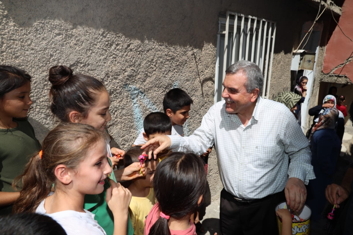 Başkan Beyazgül Çalmadık Kapı Girilmedik Ev Bırakmıyor