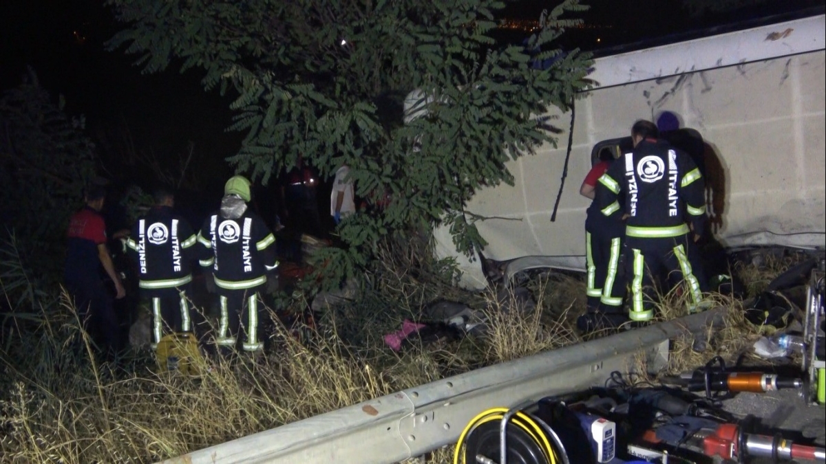Katliam Gibi Kaza 6 Ölü, 43 Yaralı