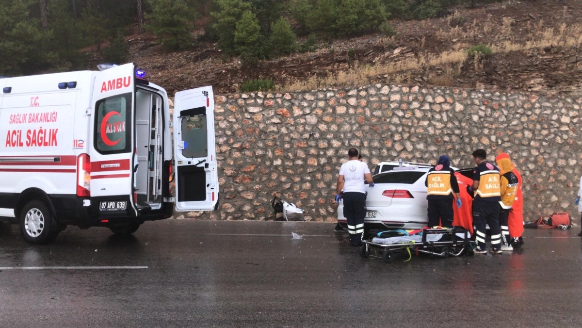 , Antalya’nın, Akseki ilçesinde ,hafif ticari araç,