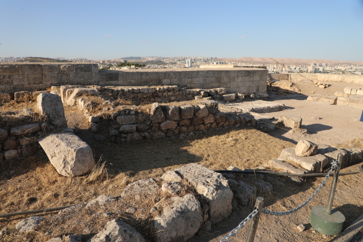 VALİ ŞILDAK “VE OTEL ŞANLIURFA TURİZMİNE ARTI DEĞERDİR”