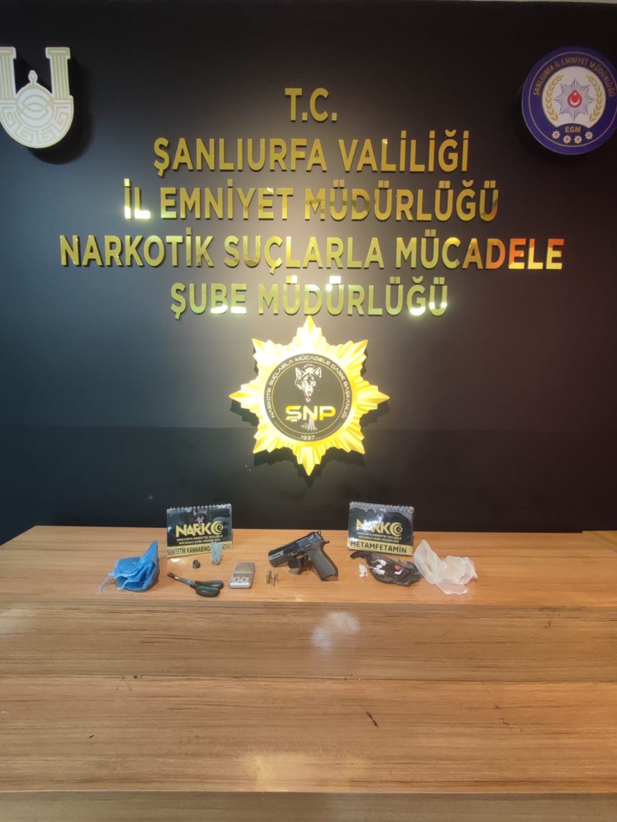 Şanlıurfa'da uyuşturucu operasyonunda yakalanan 11 zanlı tutuklandı