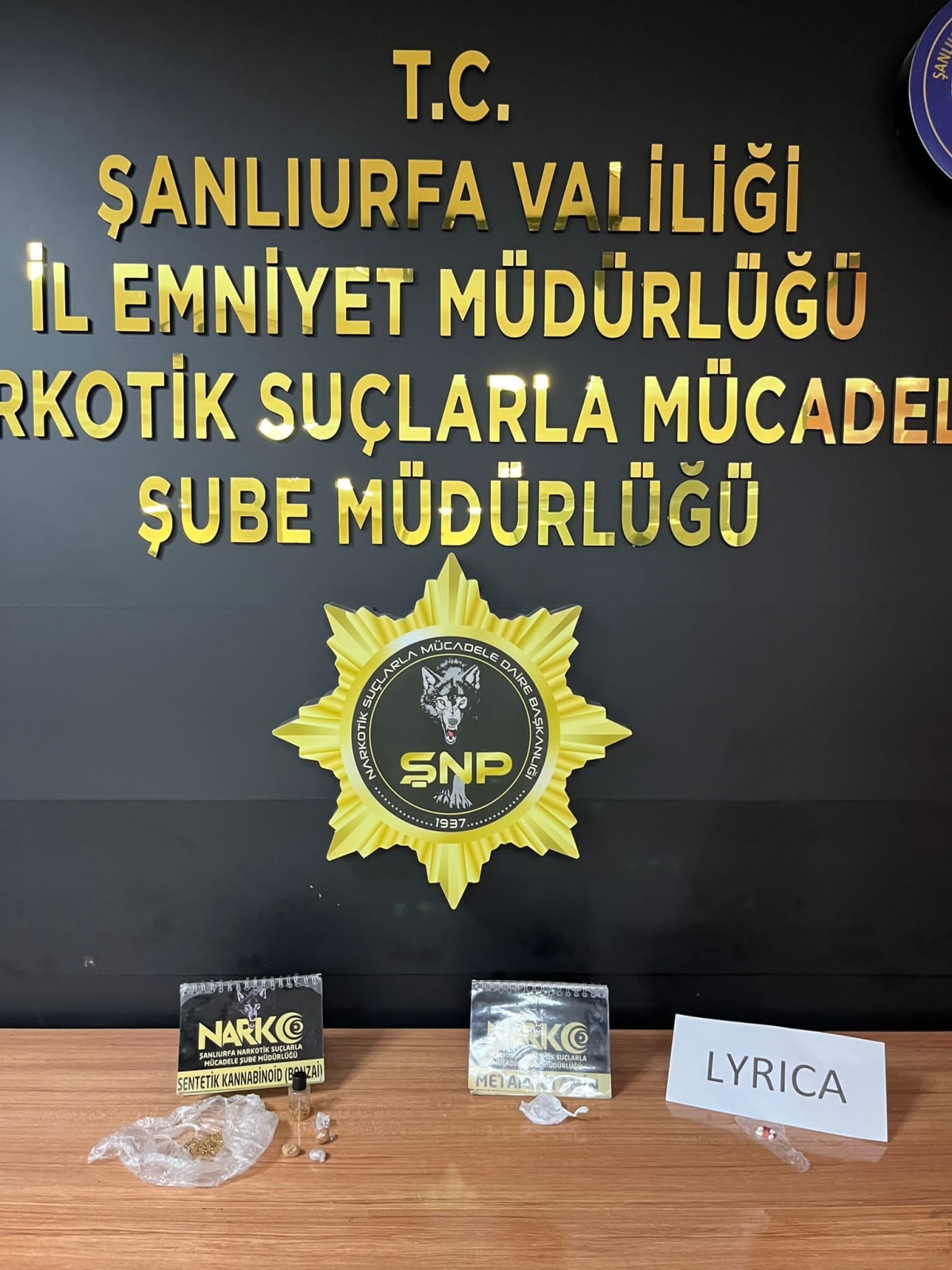 Şanlıurfa'da uyuşturucu operasyonunda yakalanan 11 zanlı tutuklandı