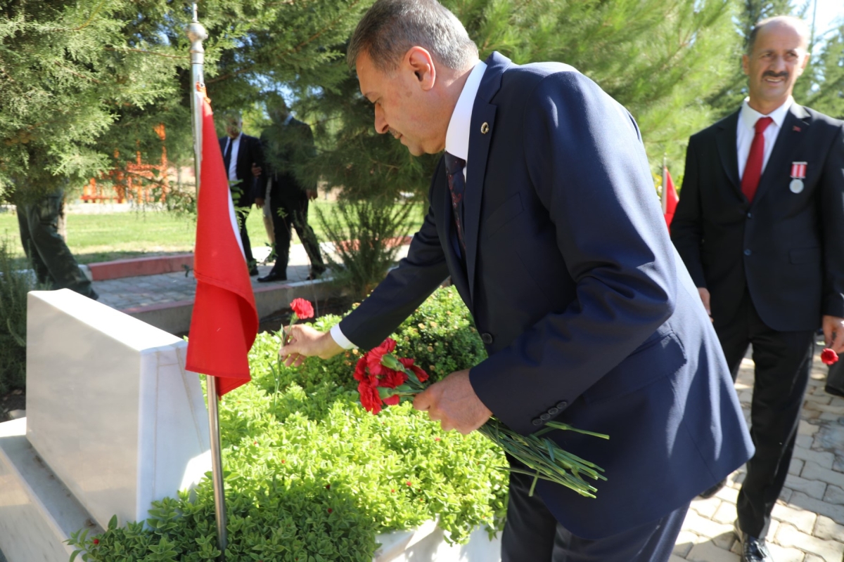 GAZİLER GÜNÜ COŞKUYLA KUTLANIYOR