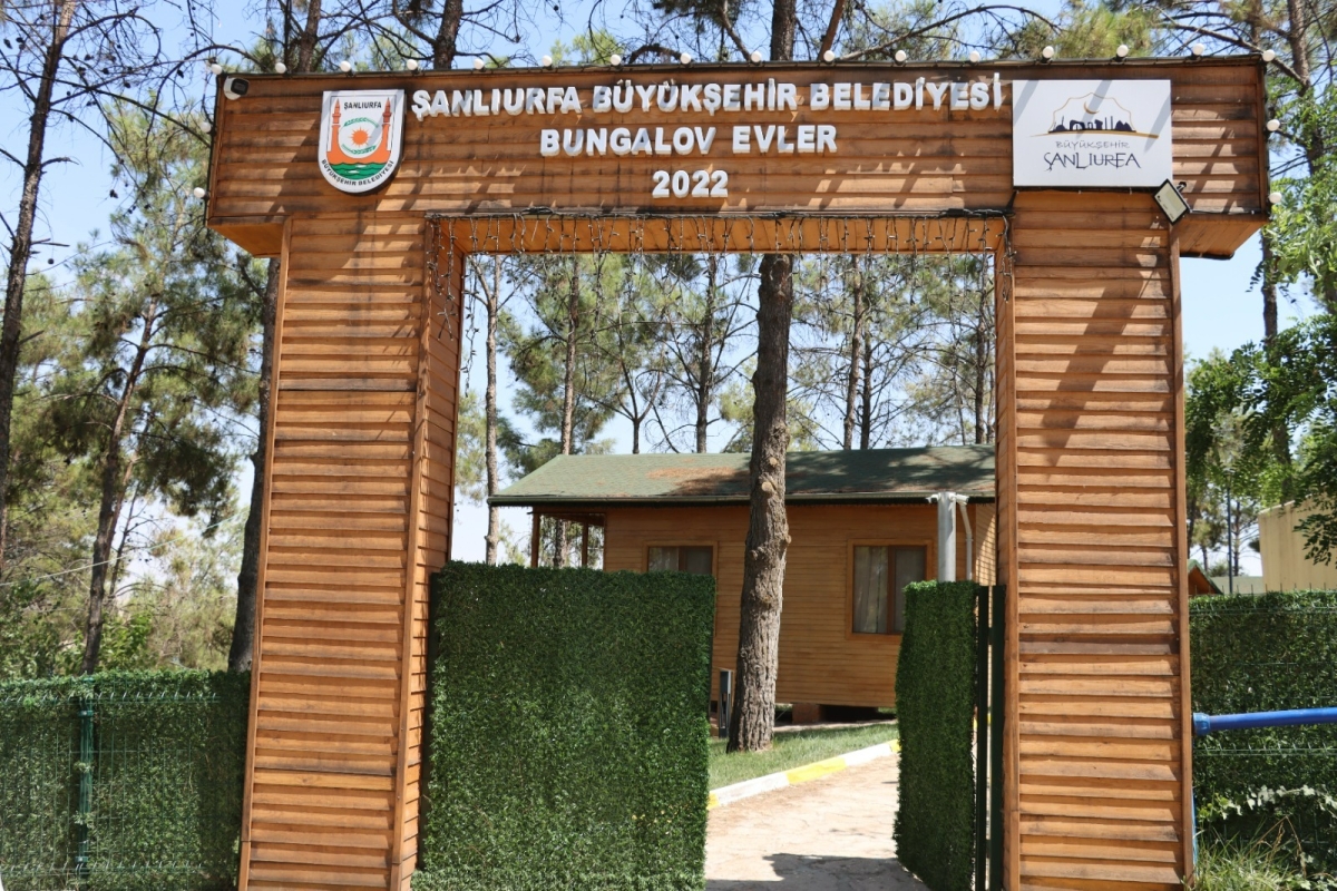BUNGALOV EVLER MİSAFİRLERİNİ AĞIRLIYOR