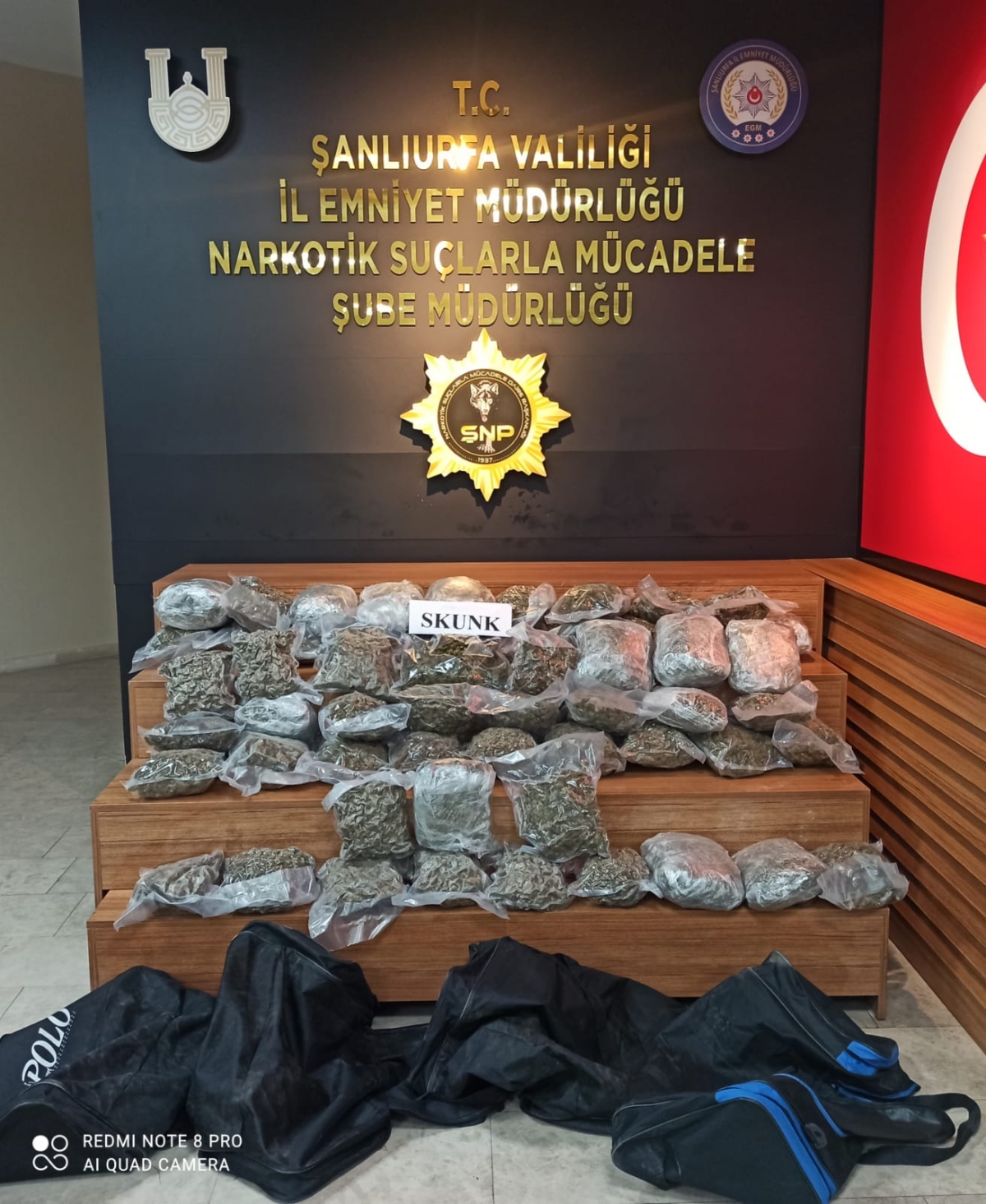 Şanlıurfa'da kaçakçılık operasyonu