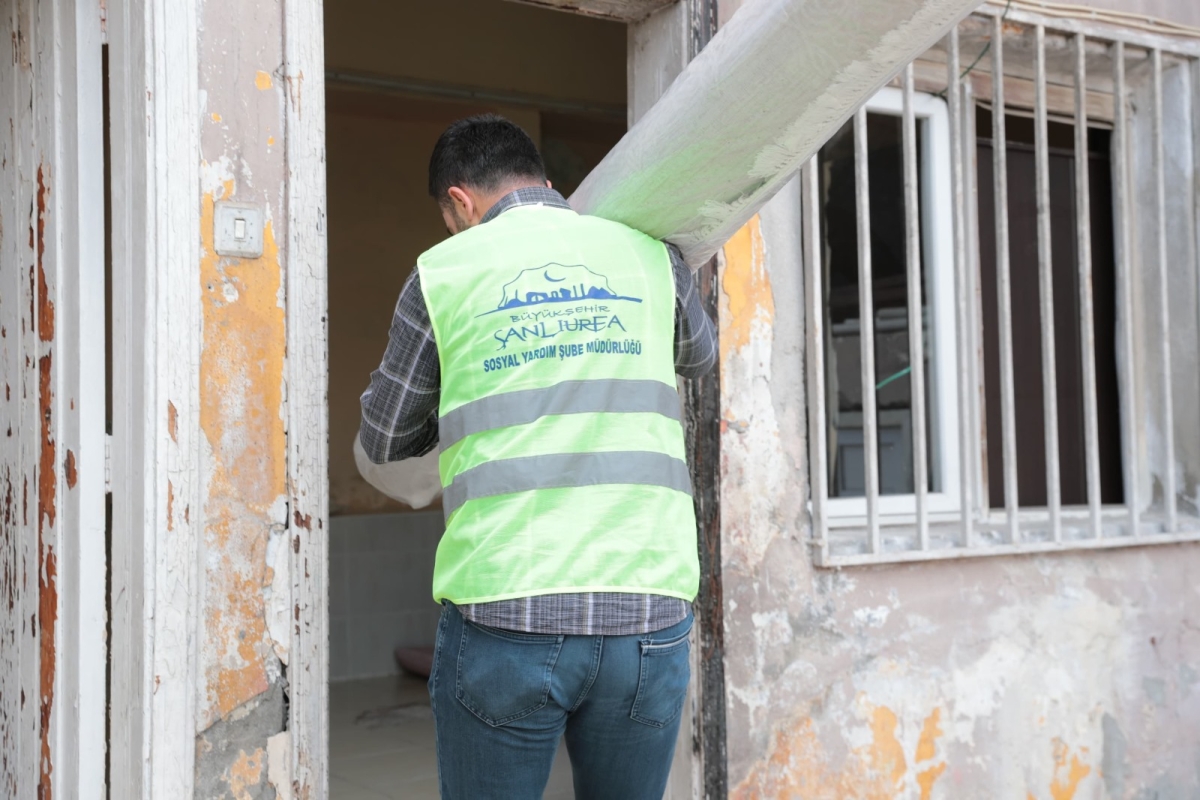 BAŞKAN BEYAZGÜL VATANDAŞLARIN DUALARINI ALMAYA DEVAM EDİYOR