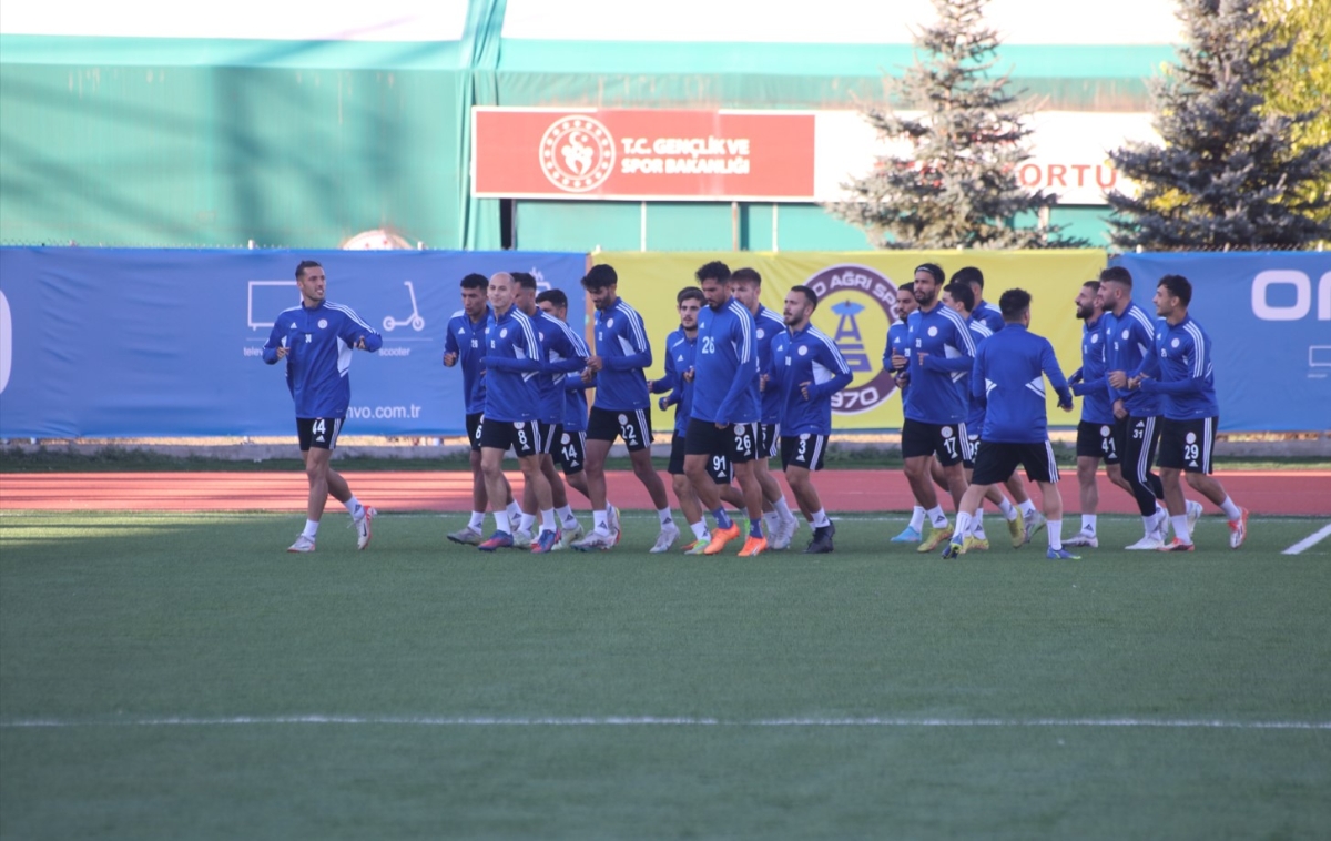 KARAKÖPRÜ BELEDİYESPOR’DA HAZIRLIKLAR TAMAM