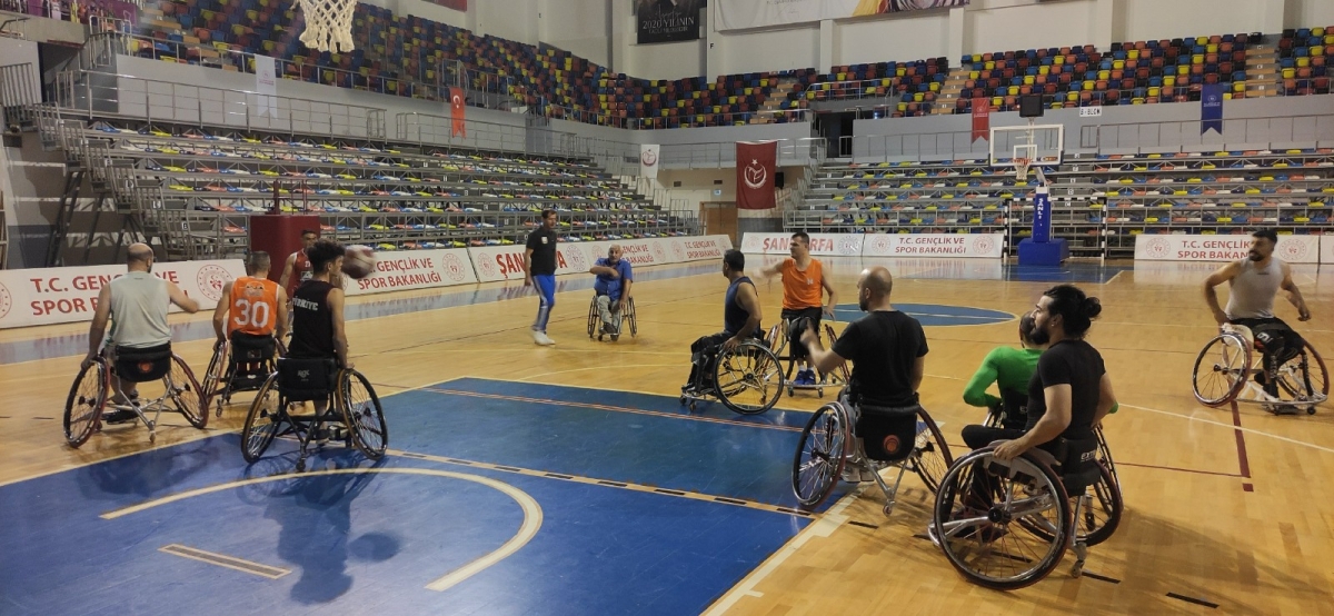 BÜYÜKŞEHİR TEKERLEKLİ SANDALYE BASKETBOL TAKIMI, GALATASARAY İLE KARŞILAŞACAK