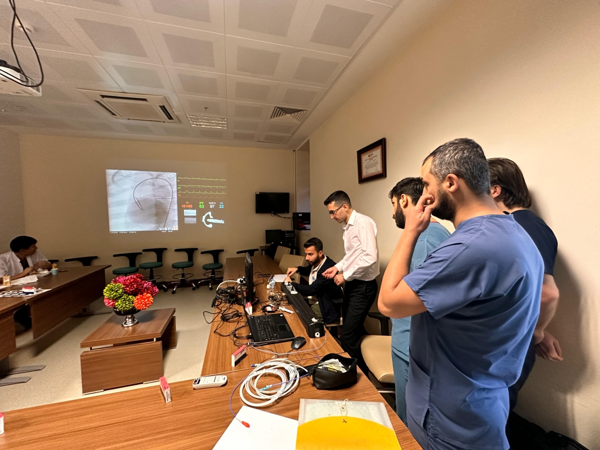 HARRAN ÜNİVERSİTESİ HASTANESİ’NDE “SİMULASYONLA İNVAZİV UYGULAMALAR” EĞİTİMİ GERÇEKLEŞTİRİLDİ