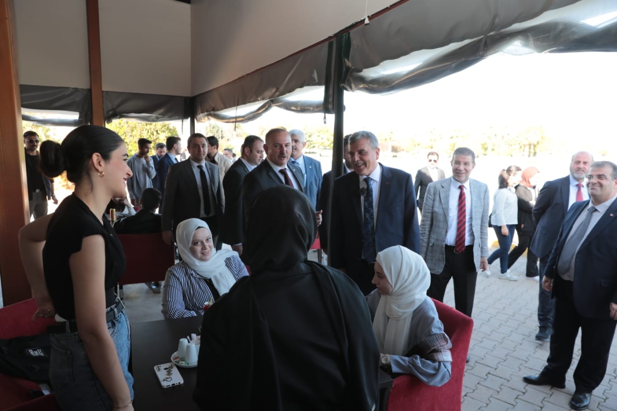 BAŞKAN BEYAZGÜL, ‘’İSRAİL’İ BESLEYEN DAMARLARI KESMELİYİZ’’