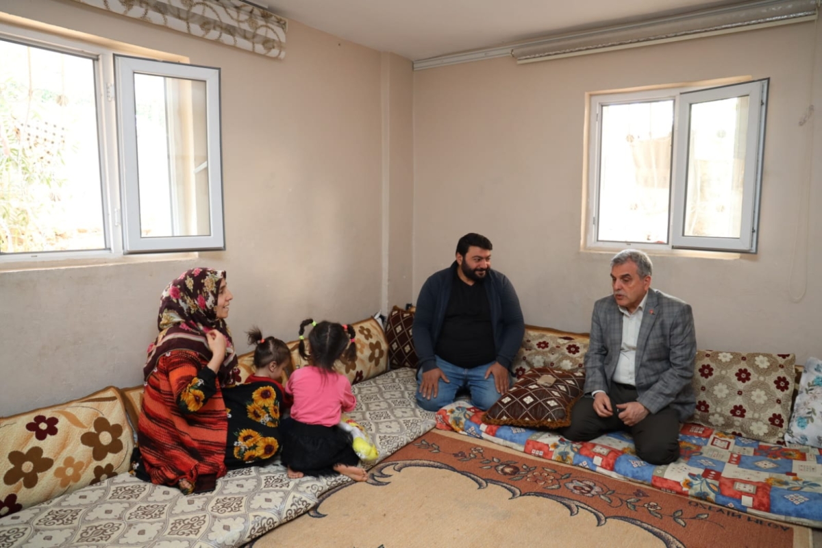 BAŞKAN BEYAZGÜL EV ZİYARETLERİYLE GÖNÜLLERE TAHT KURDU