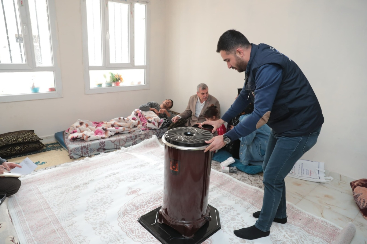 BAŞKAN BEYAZGÜL, EV ZİYARETLERİNİ SÜRDÜRÜYOR