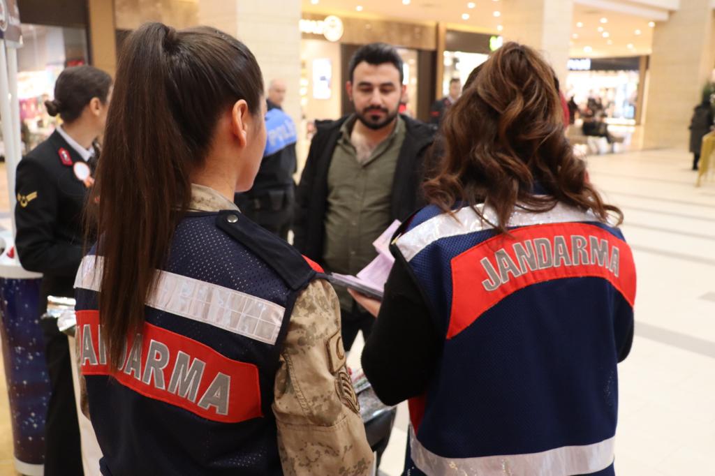 İl Emniyet Müdürlüğü ile müşterek stant açılmış olup;