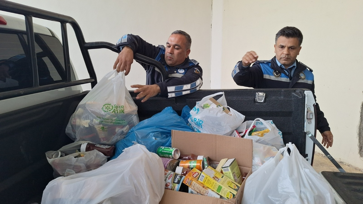 BÜYÜKŞEHİR ZABITA’DAN MARKETLERDE DENETİM