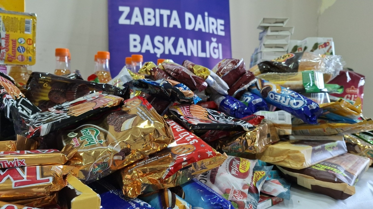 BÜYÜKŞEHİR ZABITA’DAN MARKETLERDE DENETİM