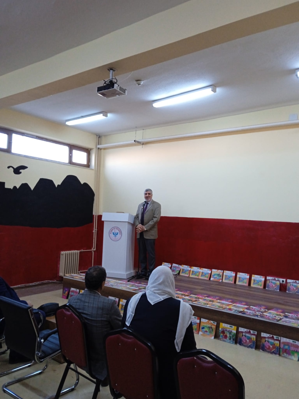 Uluhan Köyü'nde bağımlılıklarla mücadele eğitimi ve kitap şöleni