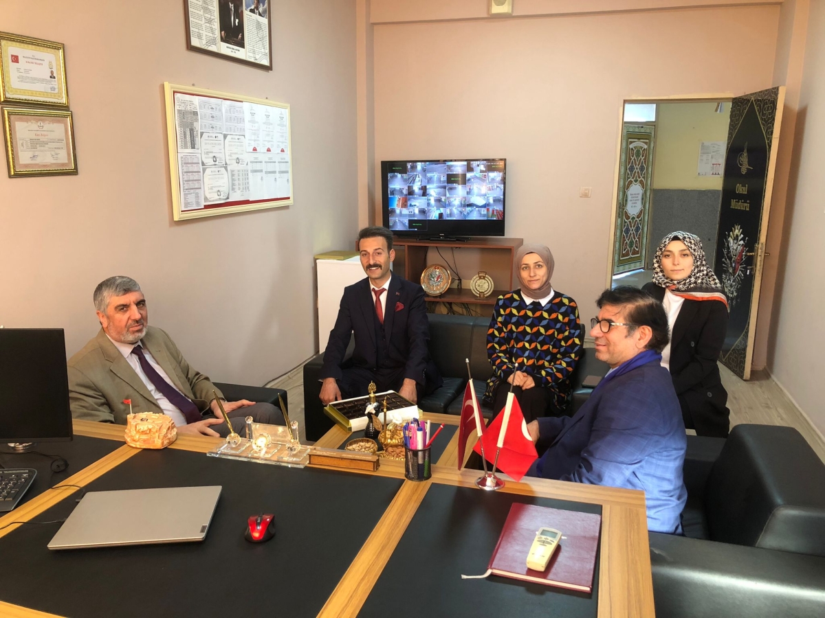 Uluhan Köyü'nde bağımlılıklarla mücadele eğitimi ve kitap şöleni