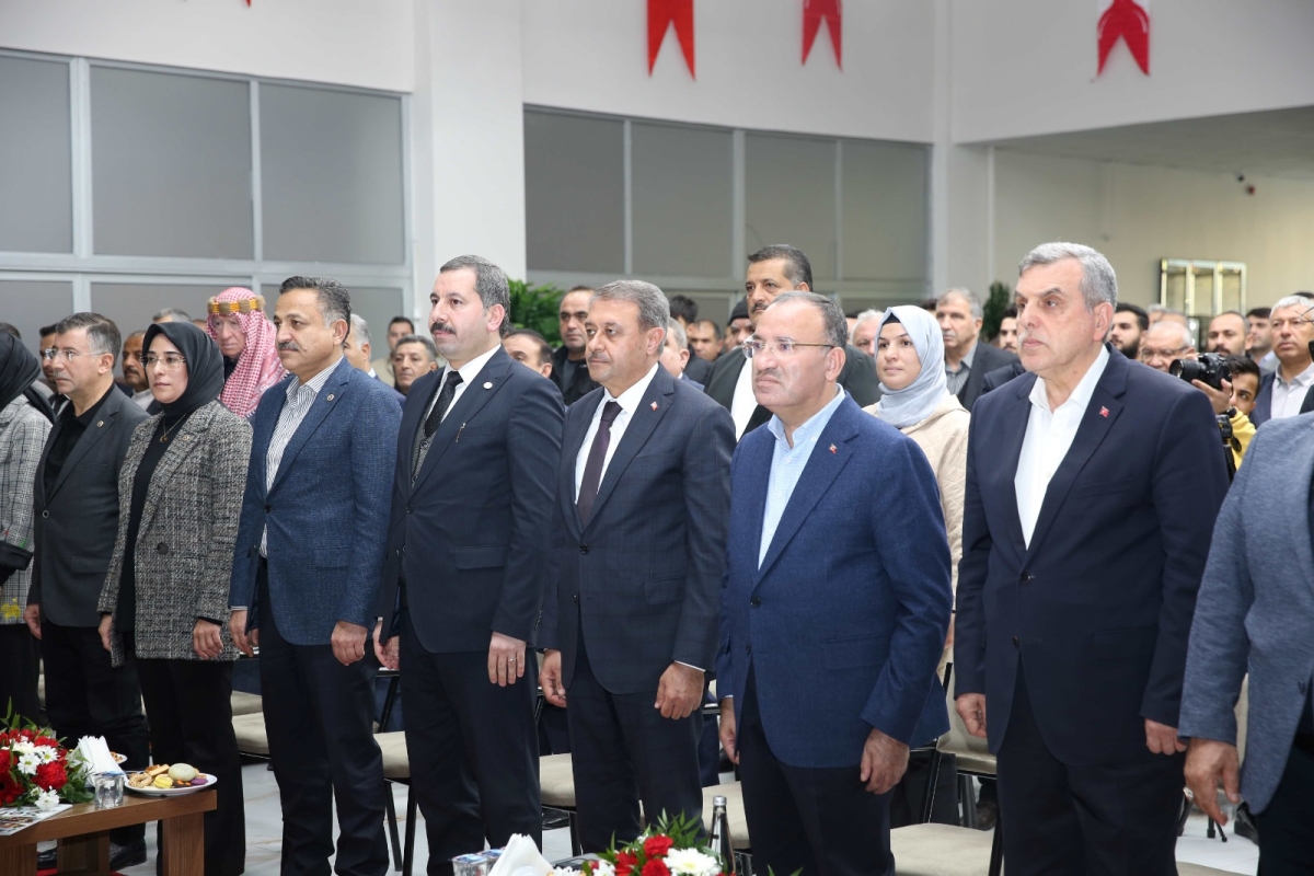 KARAKÖPRÜ'DE 30 YENİ HİZMET İÇİN TOPLU AÇILIŞ TÖRENİ YAPILDI