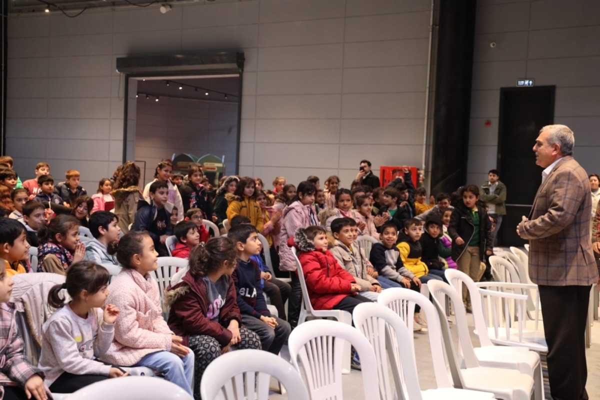 BAŞKAN BEYAZGÜL BİLİM ŞENLİĞİ ETKİNLİĞİNE KATILDI