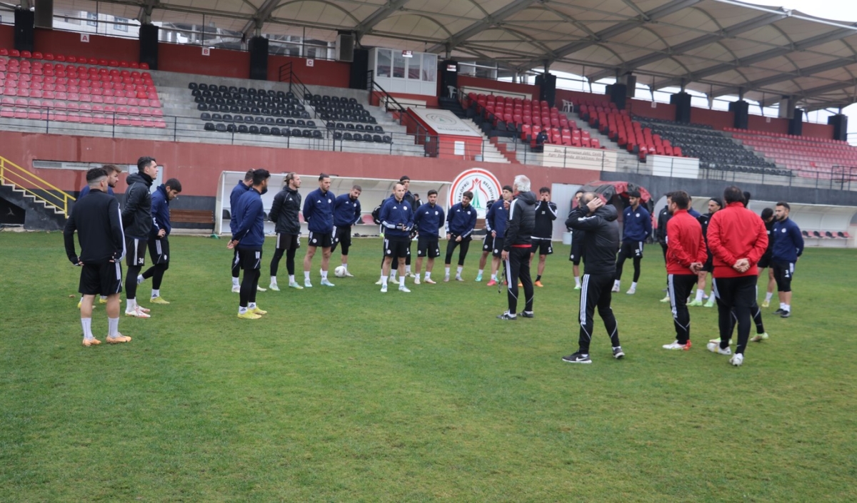 OSMANİYESPOR MAÇI HAZIRLIKLARI TAMAMLANDI Karaköprü Belediyespor