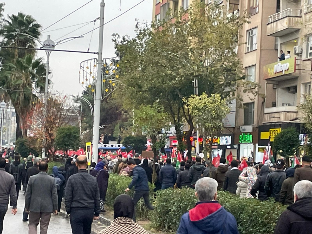 BAŞKAN BEYAZGÜL, ‘’DUALARIMIZ FİLİSTİN İÇİN’’
