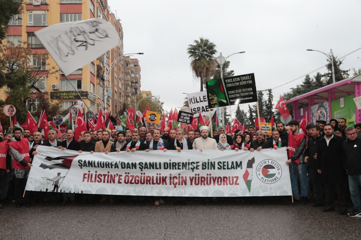 BAŞKAN BEYAZGÜL, ‘’DUALARIMIZ FİLİSTİN İÇİN’’