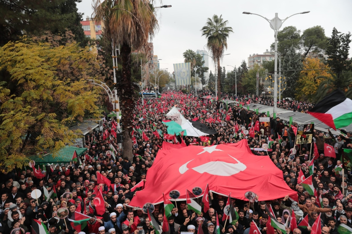 BAŞKAN BEYAZGÜL, ‘’DUALARIMIZ FİLİSTİN İÇİN’’