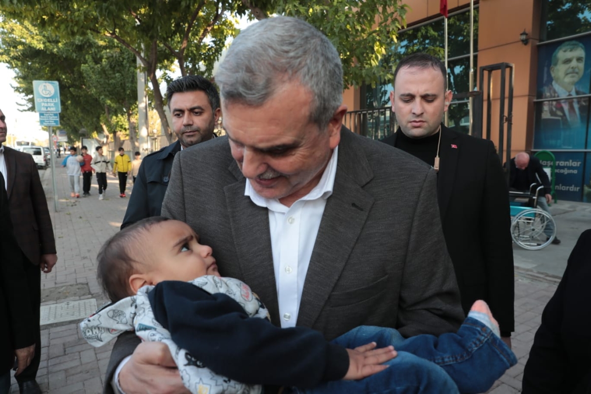BÜYÜKŞEHİR BELEDİYESİ ENGELLİLERİN YÜREĞİNE DOKUNMAYA DEVAM EDİYOR