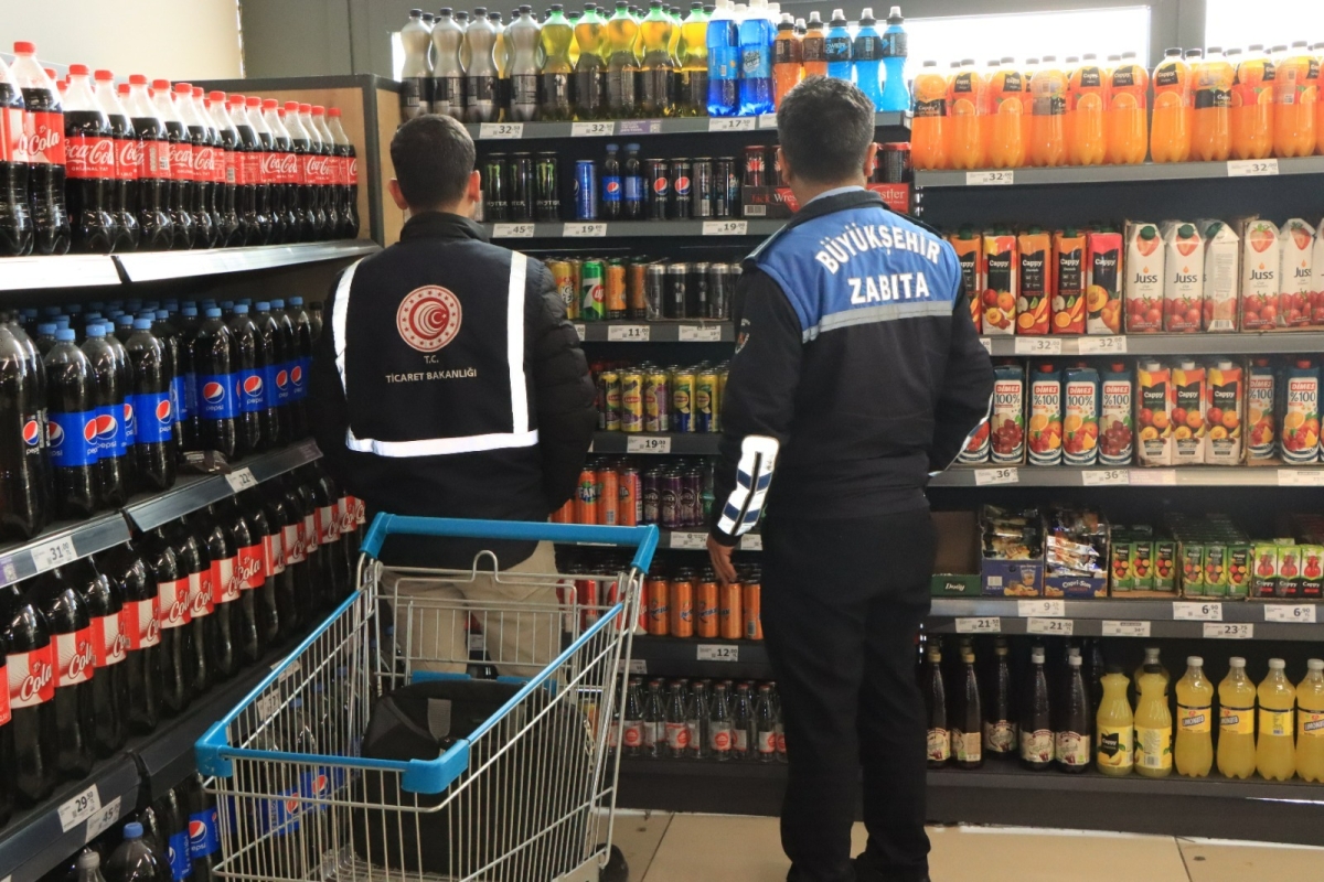 ZABITA’DAN ‘’ASGARİ ÜCRET’’ DENETİMİ, ÇOK SAYIDA ÜRÜNE EL KONULDU