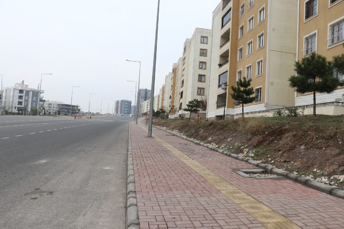 KENT ESTETİĞİ EKİPLERİ GECE GÜNDÜZ ÇALIŞMALARINI SÜRDÜRÜYOR