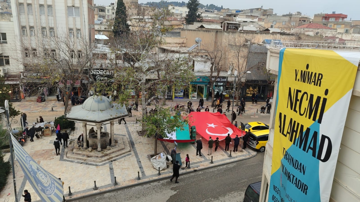 GAZZE’DE SAVAŞIN DURDURULMASI İÇİN “ EL ELE İNSAN ZİNCİR”İ EYLEMİ DÜZENLENDİ