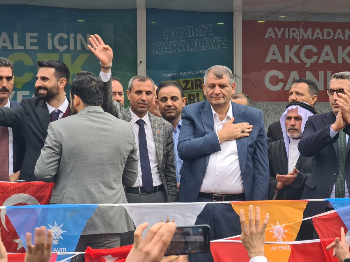Akçakale'de Abdulhakim Ayhan'a çığ gibi destek!