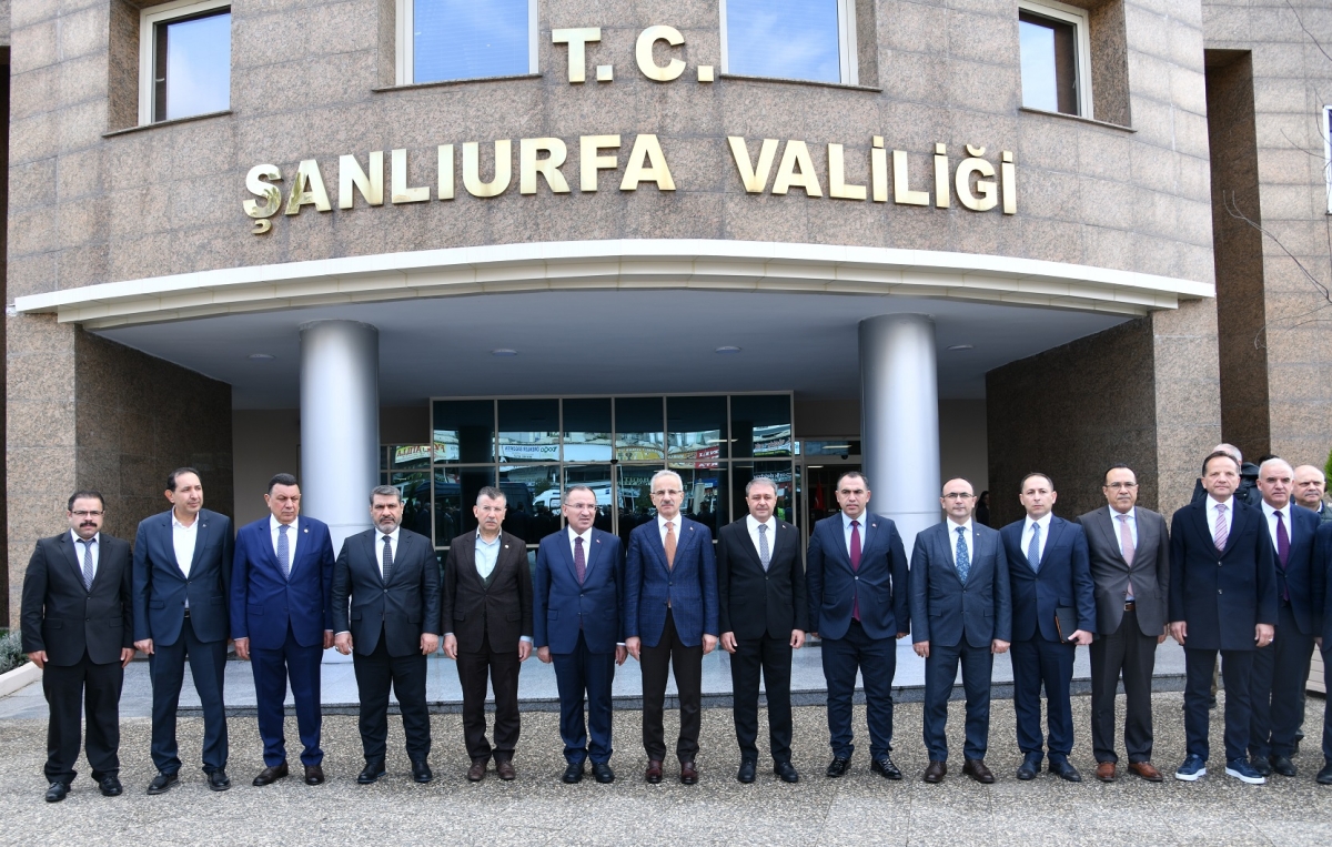 BAKAN URALOĞLU VALİ ŞILDAK’I ZİYARET ETTİ