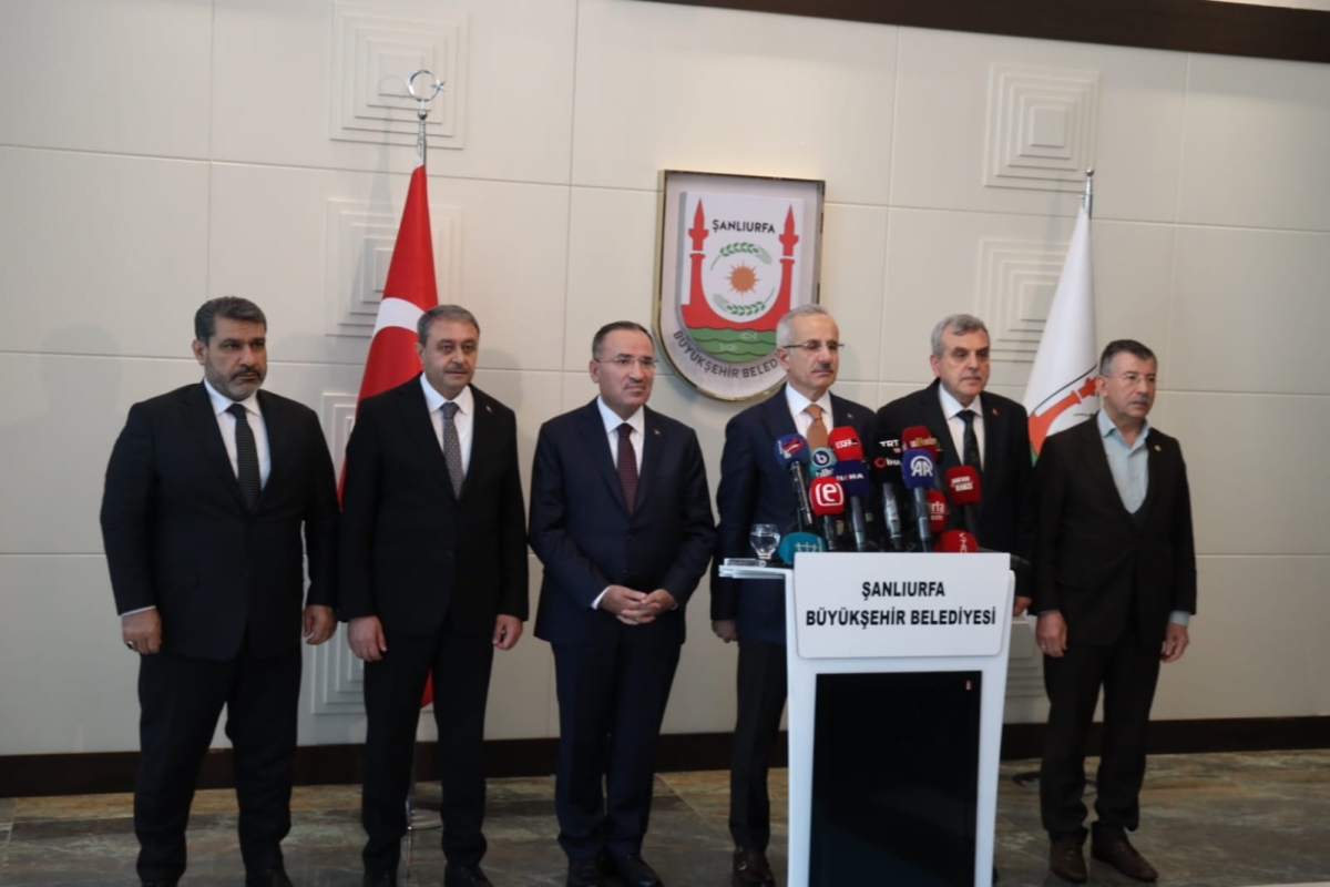 Bakan Uraloğlu, “Şanlıurfa Başkan Beyazgül İle Her Alanda Değişim Ve Dönüşüm Yaşadı”