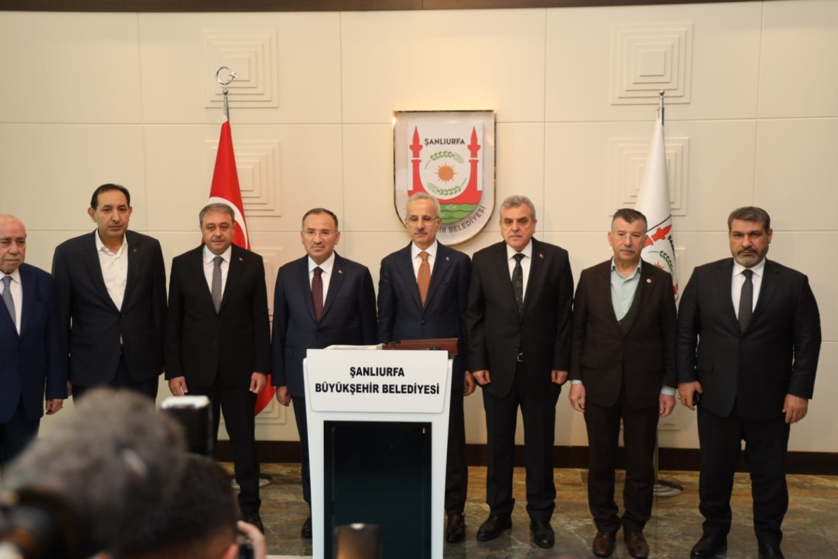 Bakan Uraloğlu, “Şanlıurfa Başkan Beyazgül İle Her Alanda Değişim Ve Dönüşüm Yaşadı”