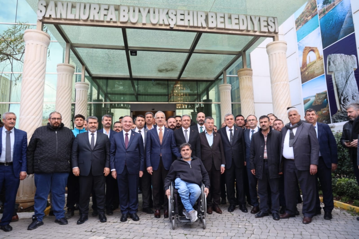Bakan Uraloğlu, “Şanlıurfa Başkan Beyazgül İle Her Alanda Değişim Ve Dönüşüm Yaşadı”