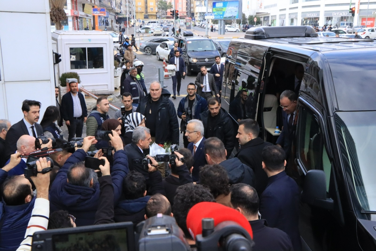 Bakan Uraloğlu, “Şanlıurfa Başkan Beyazgül İle Her Alanda Değişim Ve Dönüşüm Yaşadı”