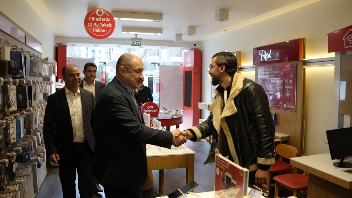 YENİDEN REFAH PARTİSİ BAŞKAN ADAYLARI KARAKÖPRÜDE BÜYÜK BİR SEVİNİÇ İLE KARŞILANDI