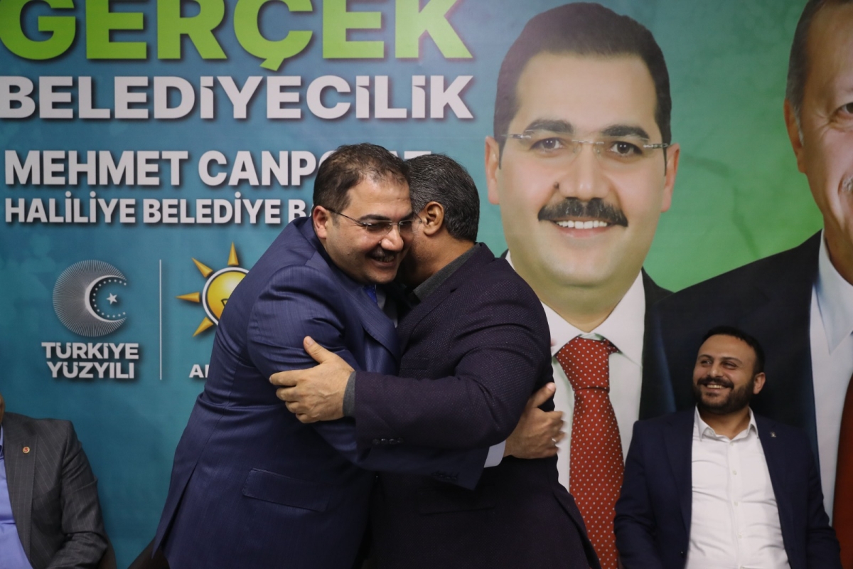BAŞKAN CANPOLAT: DURMADAN YORULMADAN ÇALIŞIYORUZ