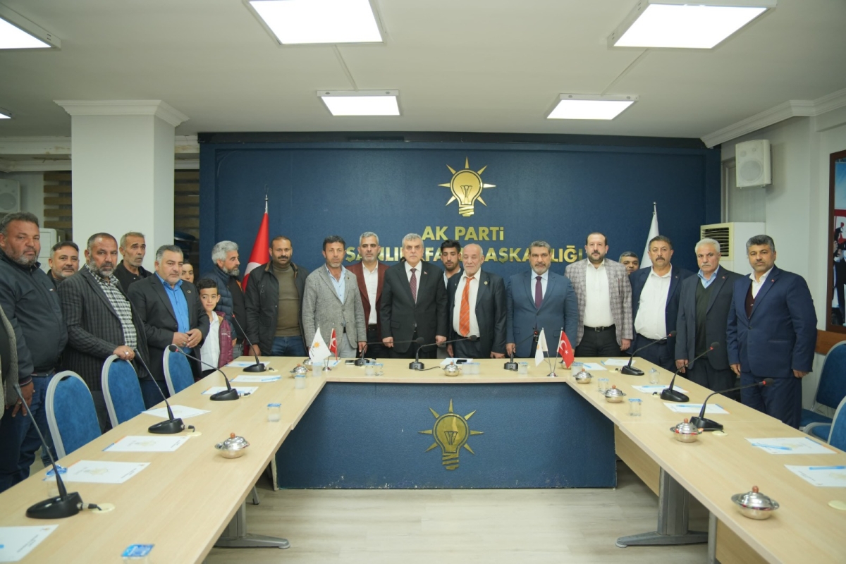 Deva Partisi’nden Cumhur İttifakına Büyük Destek, Parti Rozetini Başkan Beyazgül Taktı