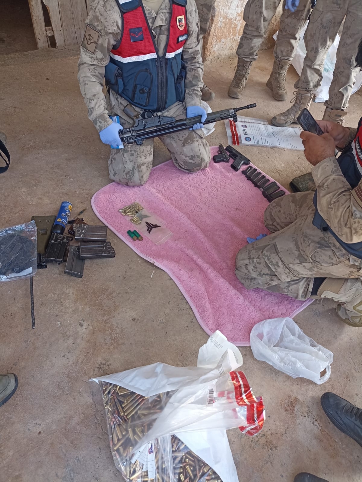 Şanlıurfa’da Silah kaçakçılarına yönelik operasyon