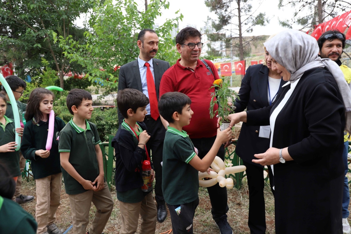 ARAKÖPRÜ'DE DÜNYA İKLİM GÜNÜ ETKİNLİĞİ GERÇEKLEŞTİRİLDİ