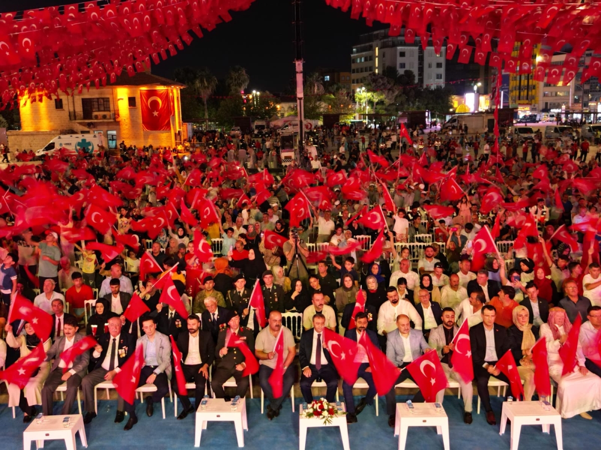 Başkan Gülpınar, Şehitler İçin Okutulan Mevlid-i Şerif Programına Katıldı