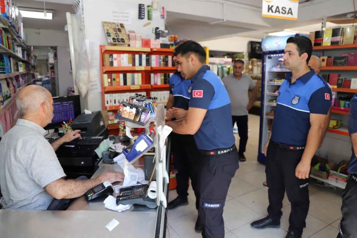 Karaköprü’de Zabıta Ekipleri Sahadan Ayrılmıyor