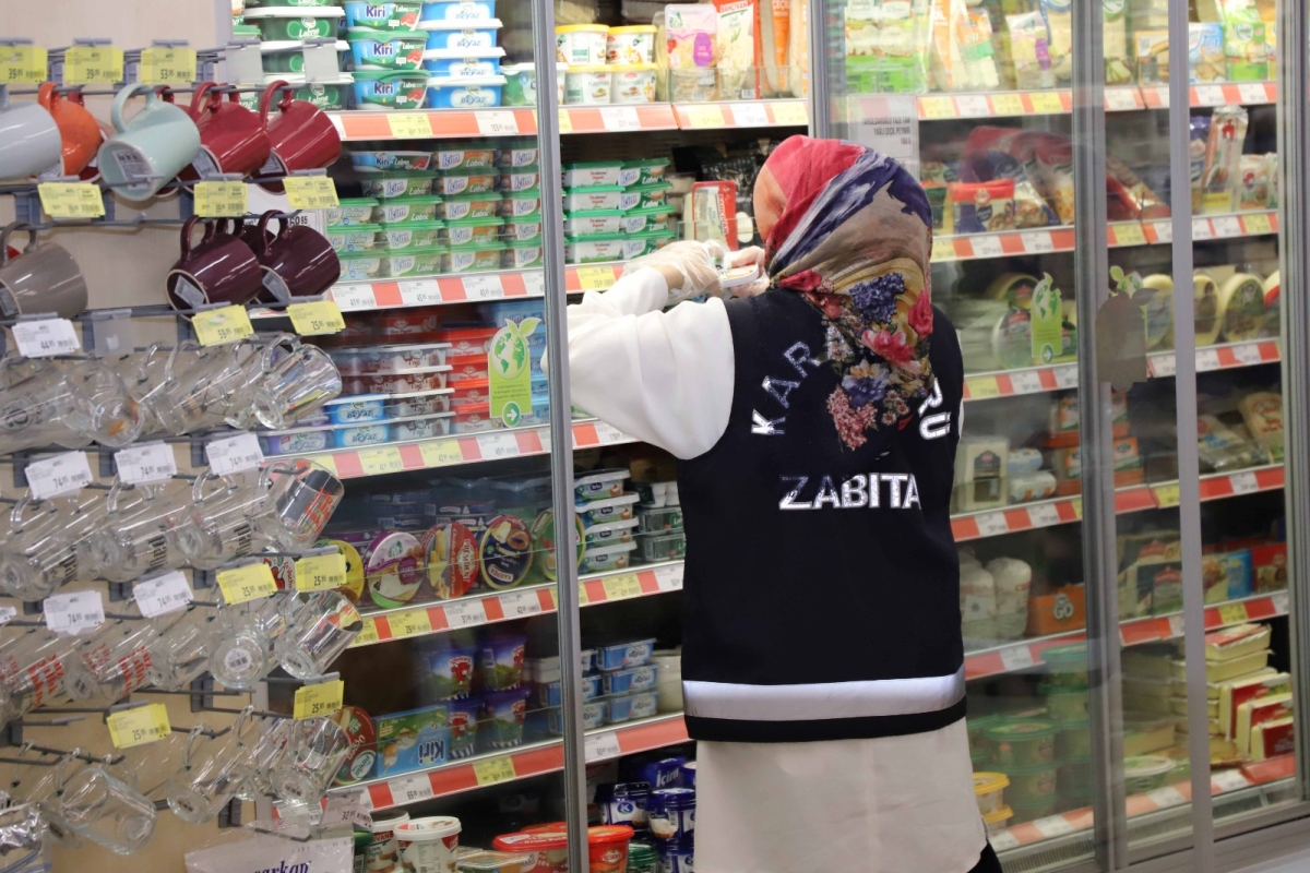 Karaköprü’de Zabıta Ekipleri Sahadan Ayrılmıyor