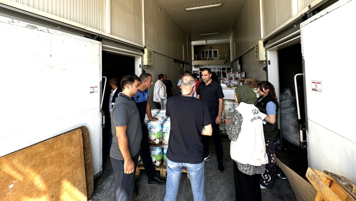 Eyyübiye Zabıta Ekipleri Tüm Şehrin Sağlığını Koruyor
