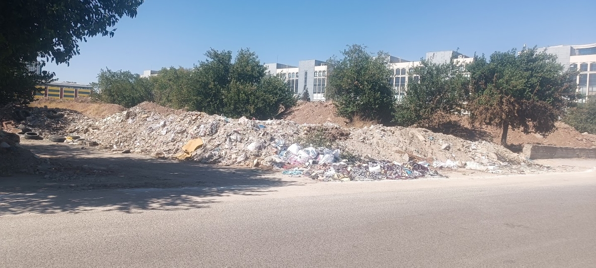 Şanlıurfa Merkezindeki Harfiyat ve Çöp Yığını Tepki Topluyor: Yetkililer Neden Sessiz?