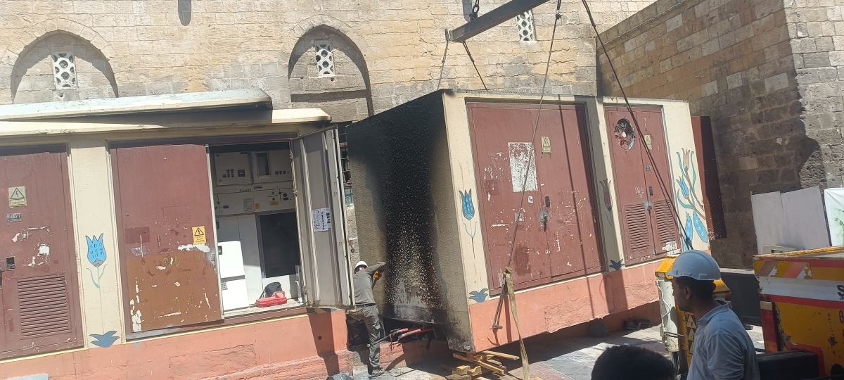 Şanlıurfa Eyyübiye'de Tinercilerin Trafoya Saldırısı Mahalleleri Elektriksiz Bıraktı