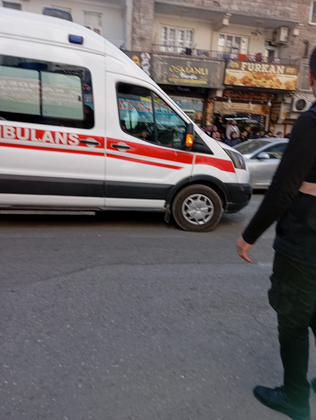 Şanlıurfa’da Motosiklet Yayaya Çarptı: Kadın Yaralandı